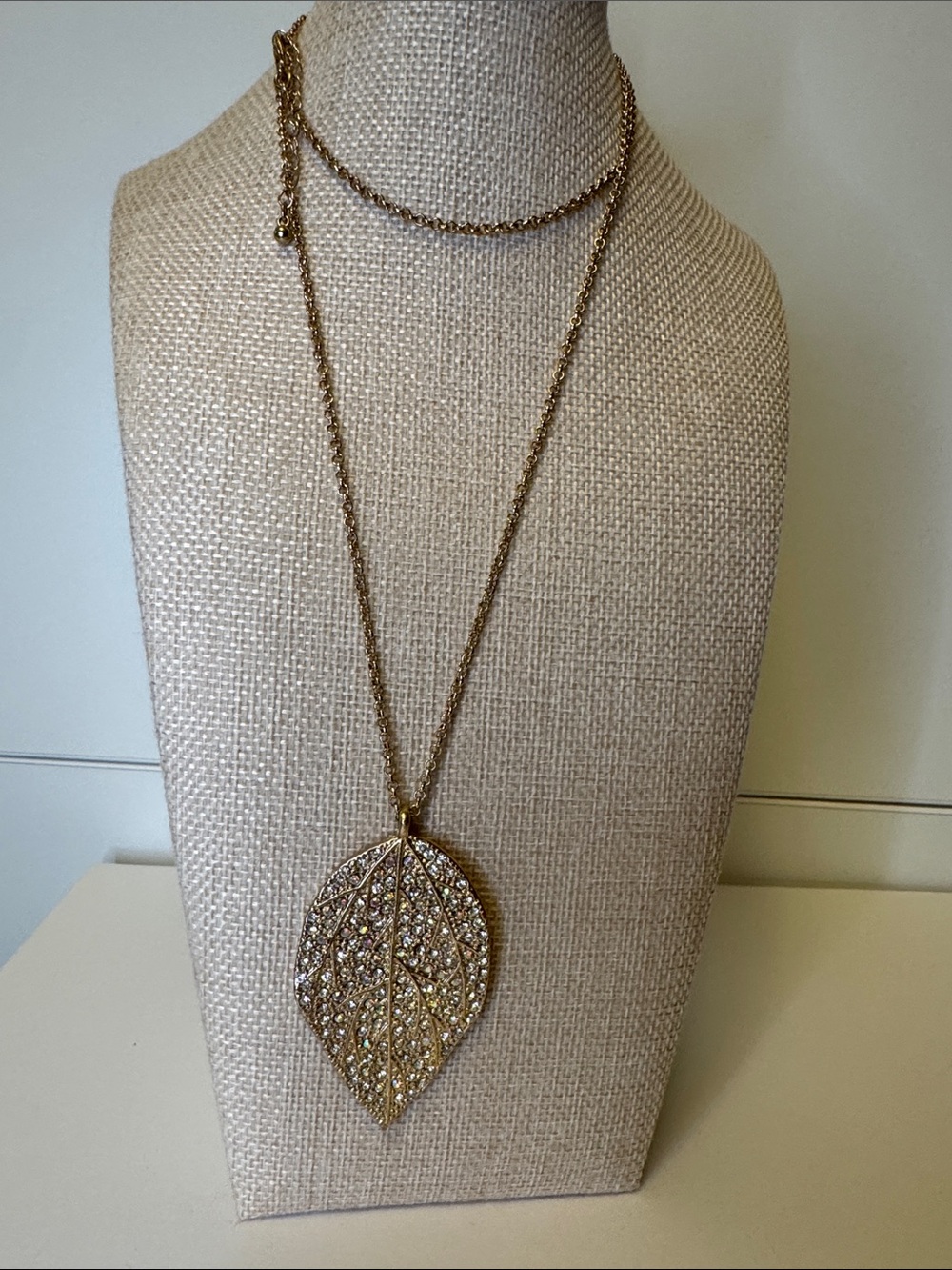 Gold Leaf Pendant Necklace - Elegant Women's Jewelry
